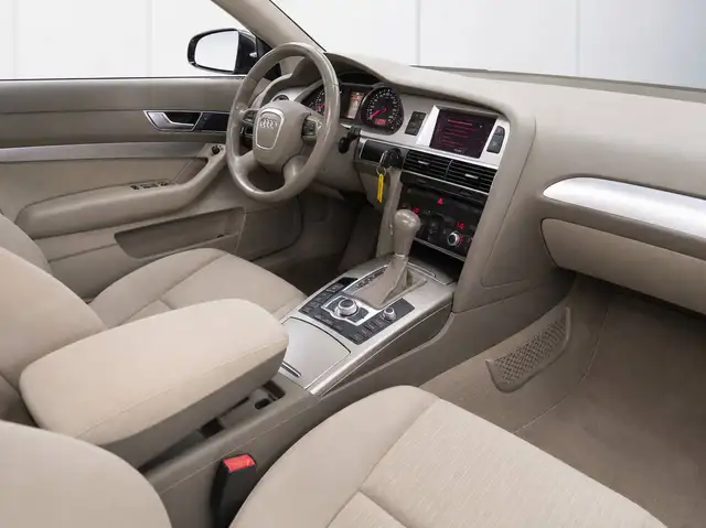 Audi A6 view 15