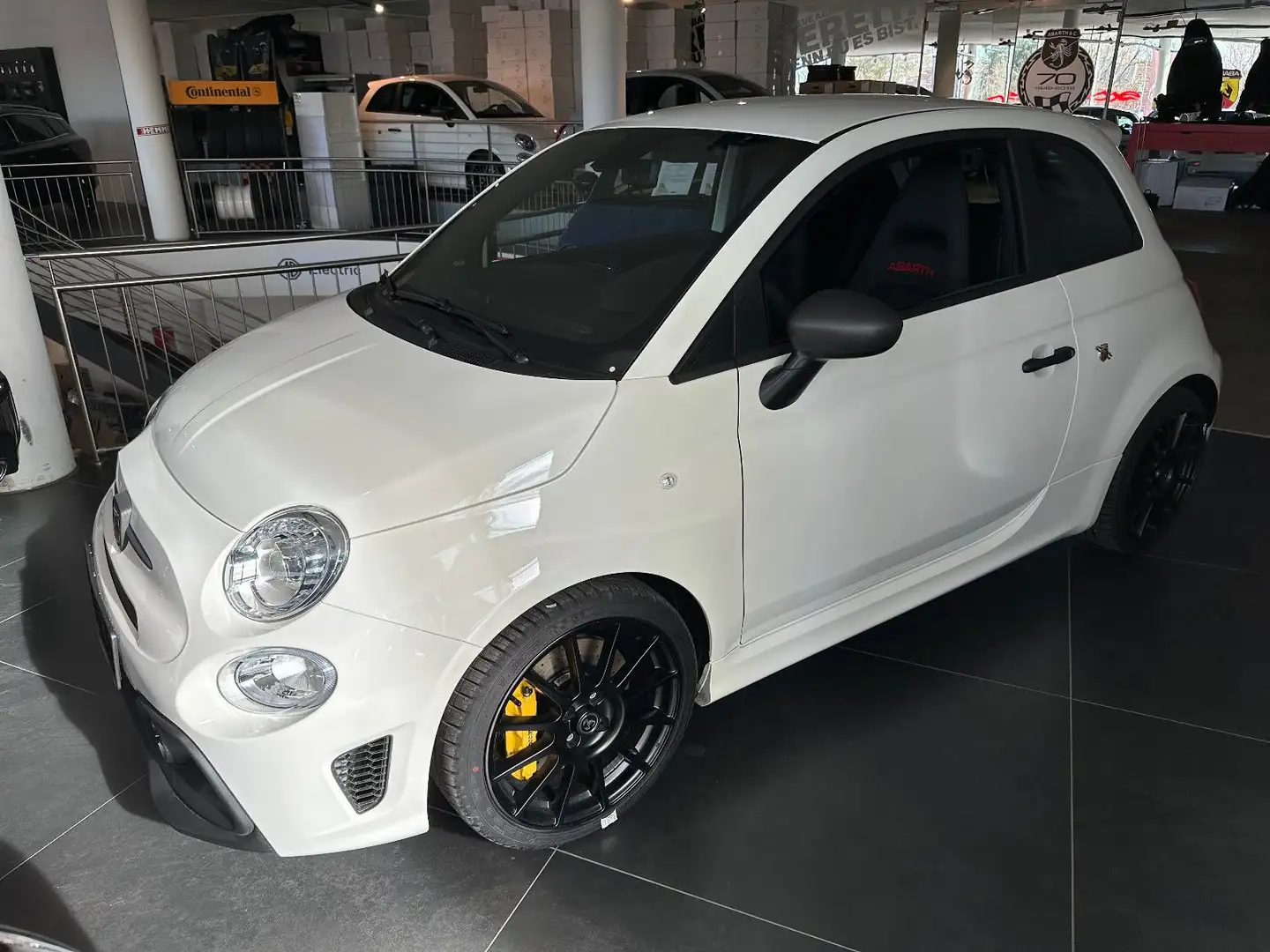 Abarth 695 1.4 T-Jet 132 kW*Beats*XENON*MTA !!!!! Weiß - 1