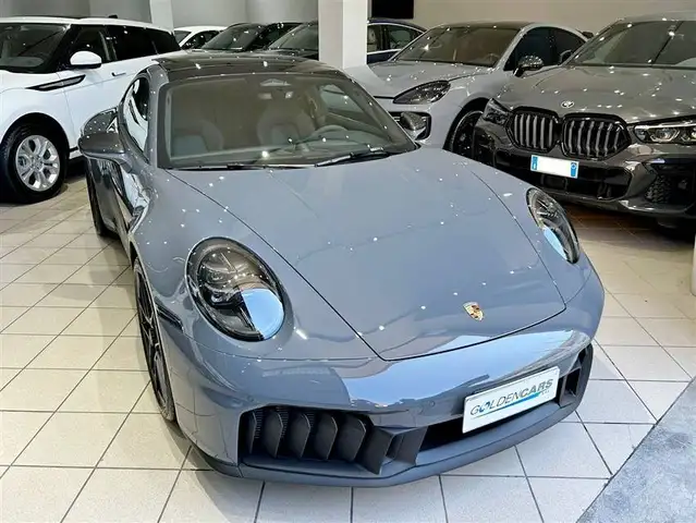 Porsche 992