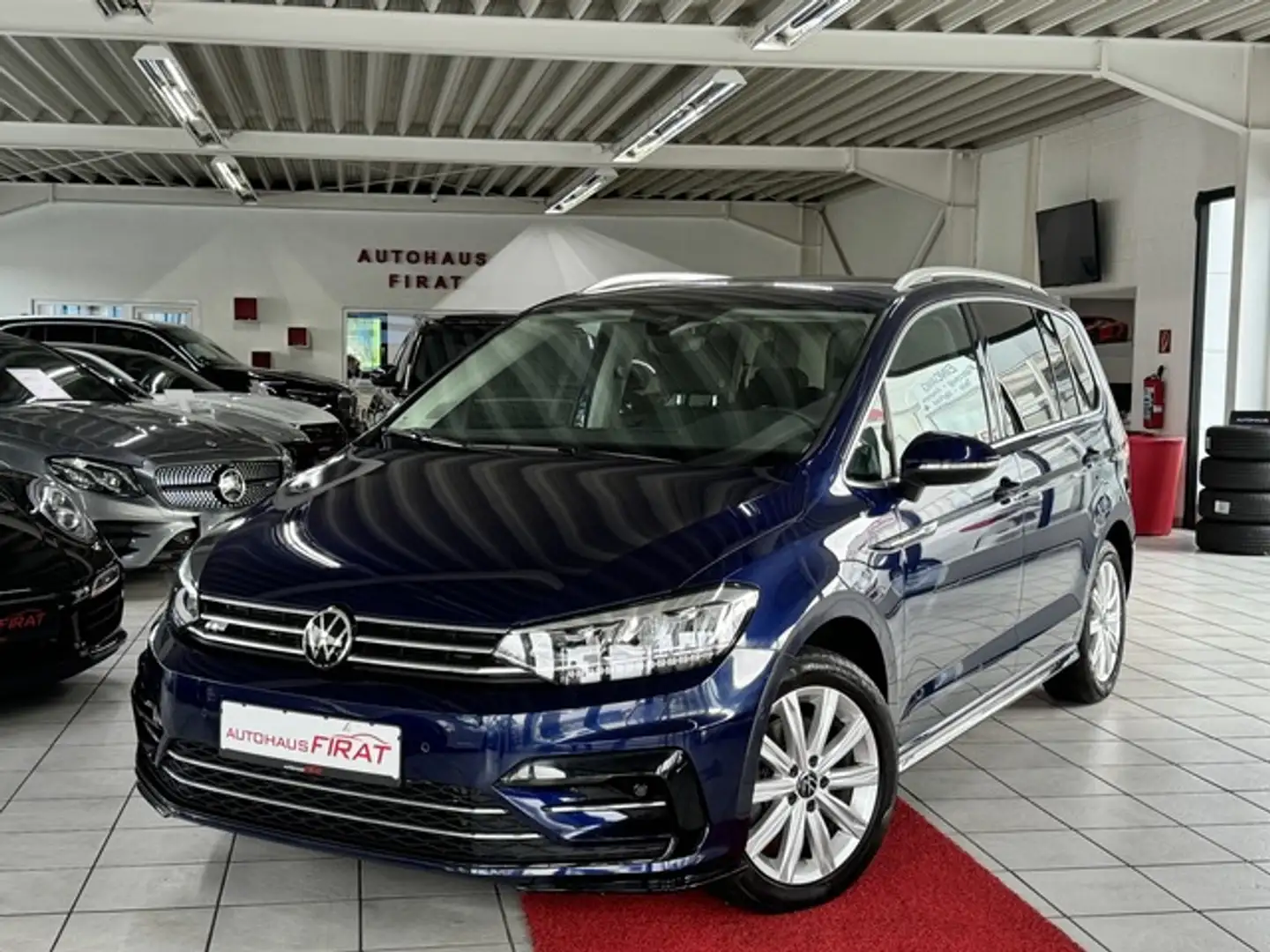 Volkswagen Touran Highline 2,0 TDI BMT °R Line°Navi°LED°Rück.Ka Bleu - 1