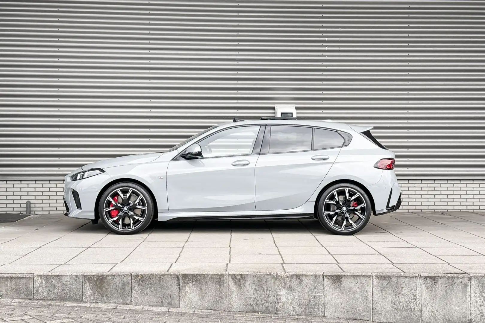 BMW 123 1 Serie xDrive / M Sport Pro / Premium Pack / Harm Gris - 2