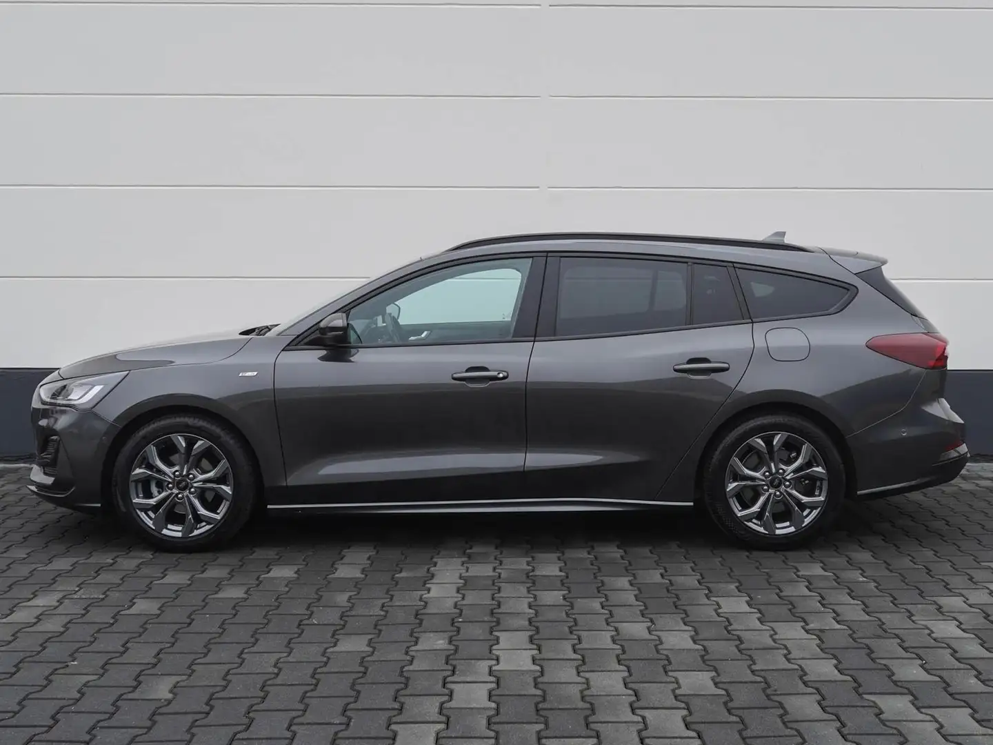 Ford Focus Wagon 1.0 EcoBoost Hybrid 125pk ST Line | Navigati Gris - 2