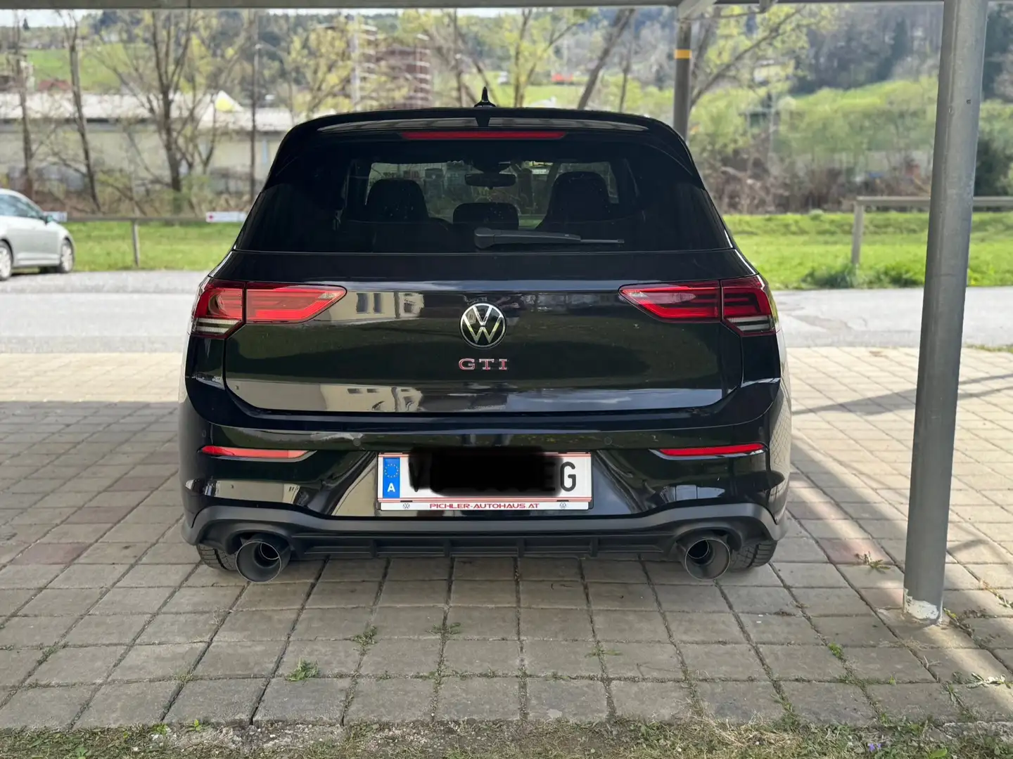 Volkswagen Golf GTI 2.0 TSI OPF DSG Clubsport - 2