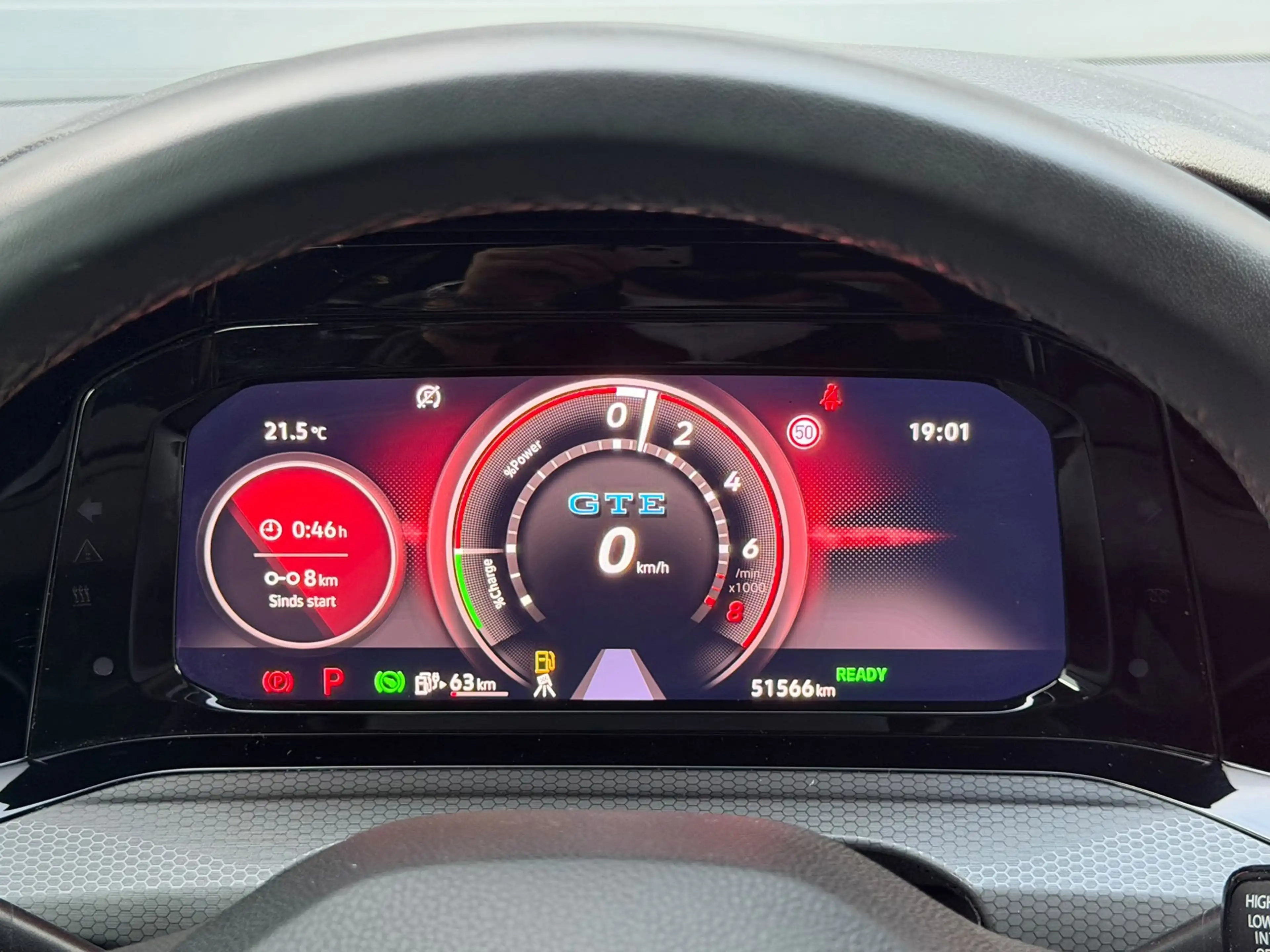 Volkswagen Golf GTE 1.4 eHybrid |Pano|Sfeer|Camera|CarPlay|IQ led| — photo 13