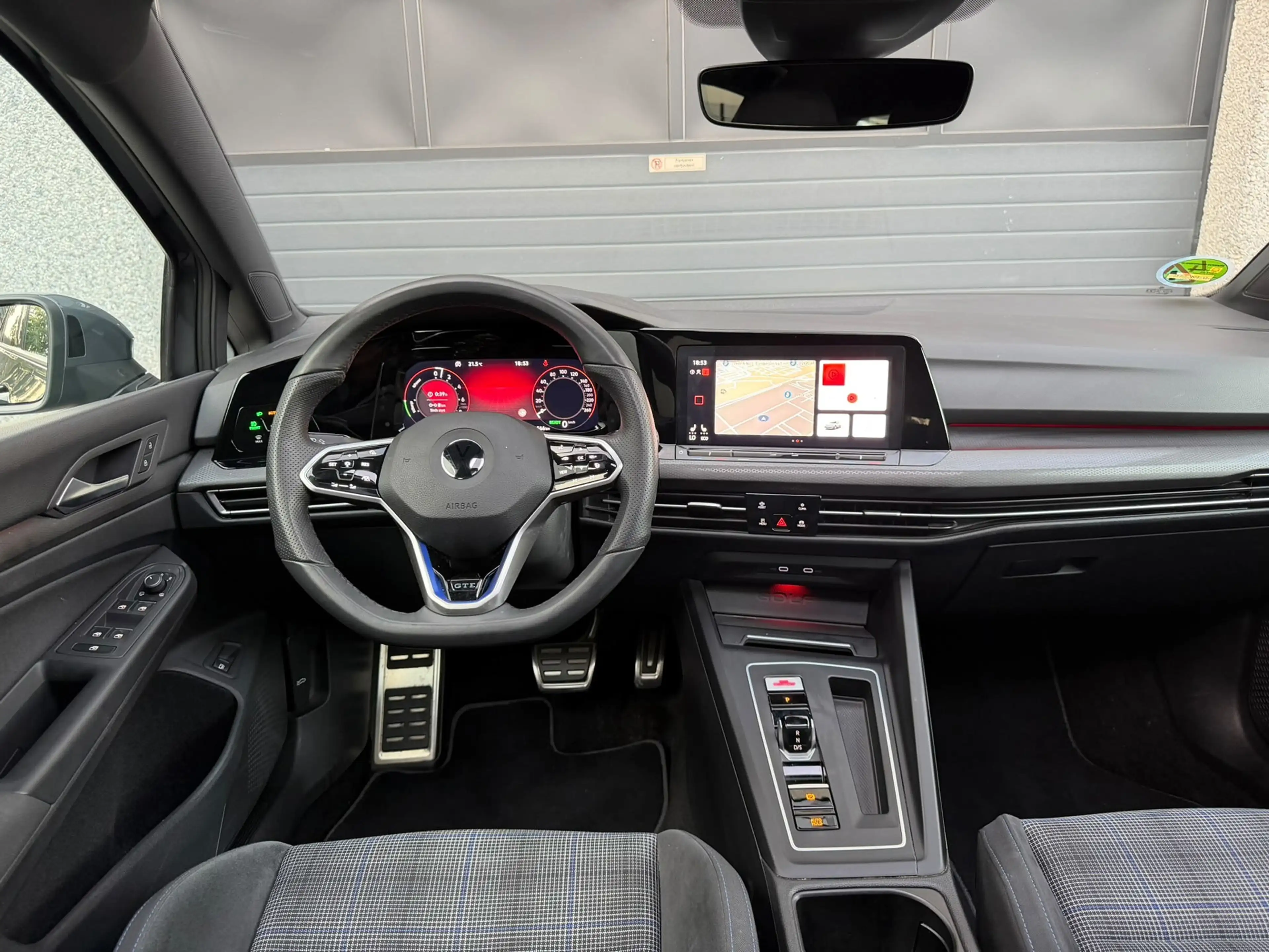 Volkswagen Golf GTE 1.4 eHybrid |Pano|Sfeer|Camera|CarPlay|IQ led| — photo 9