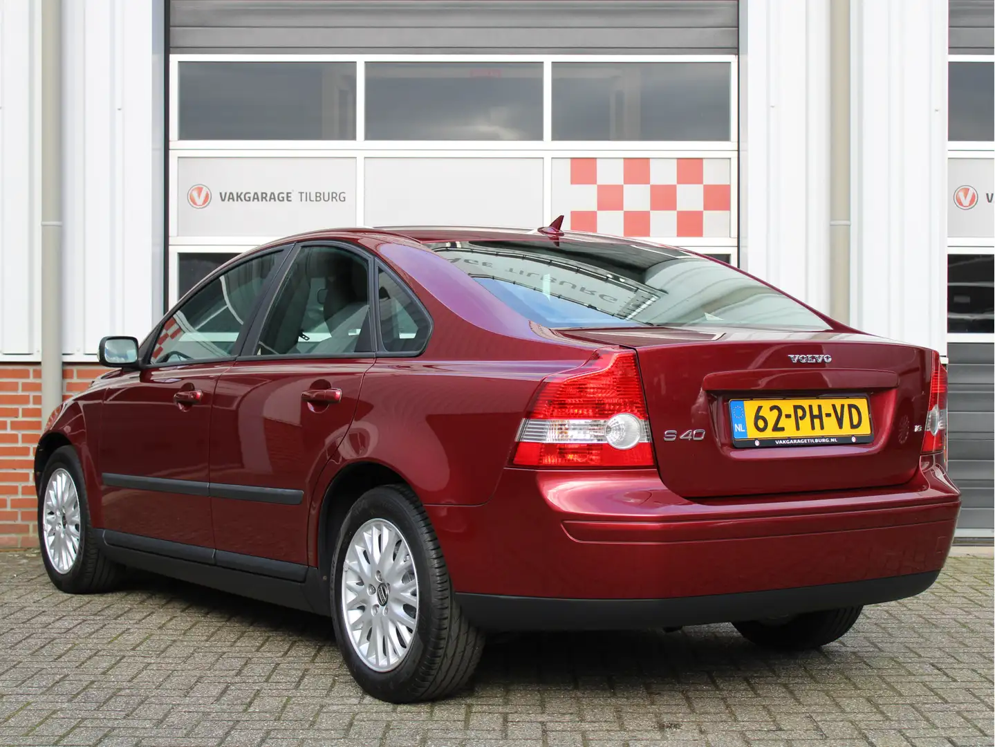Volvo S40 1.8 126PK Kinetic /AIRCO/CV/Cruise control/Climate Rouge - 2
