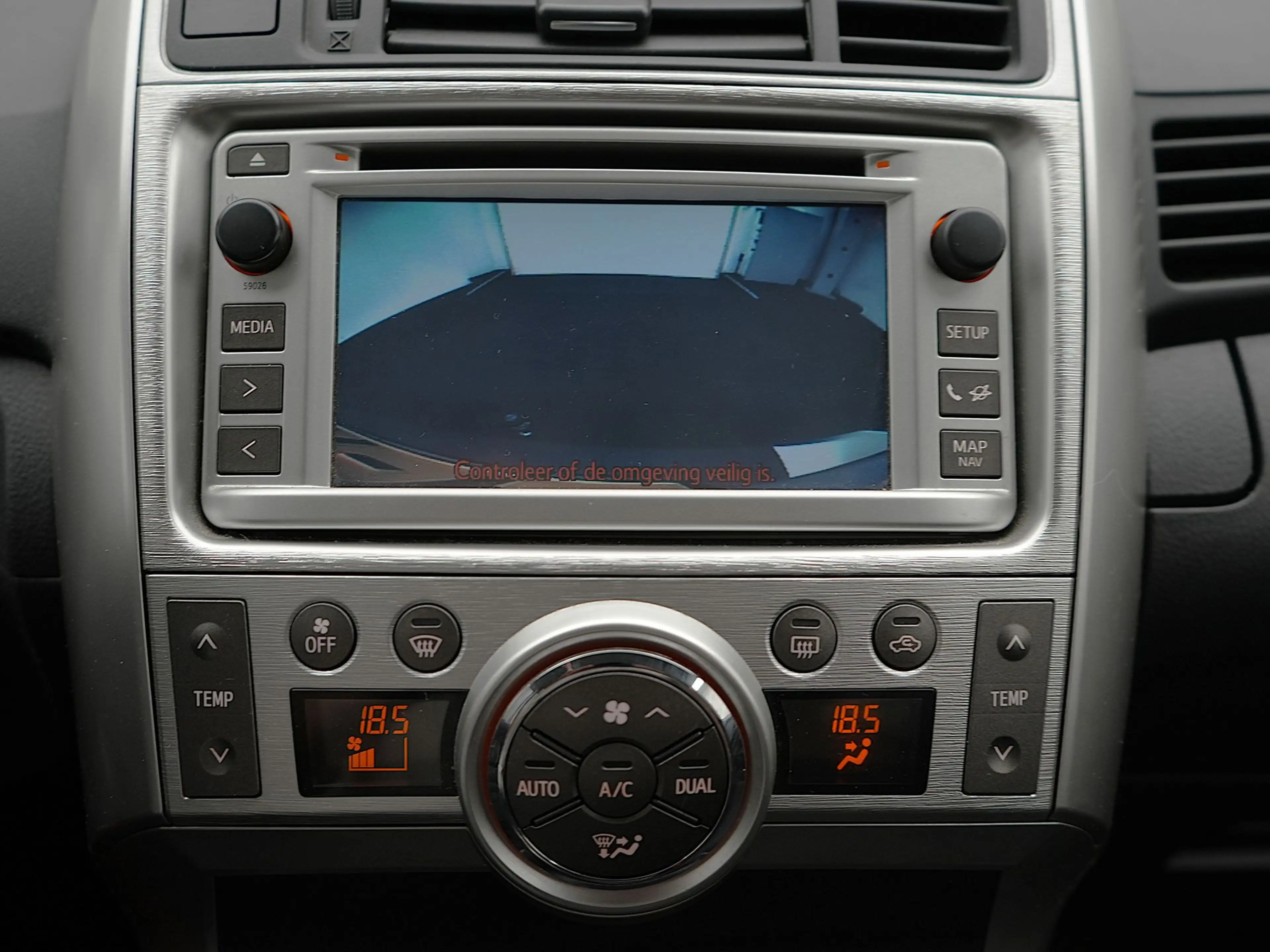 Toyota Verso 1.8 VVT-i Business Titanium 7p. | 7P | Navi | Trek — photo 11