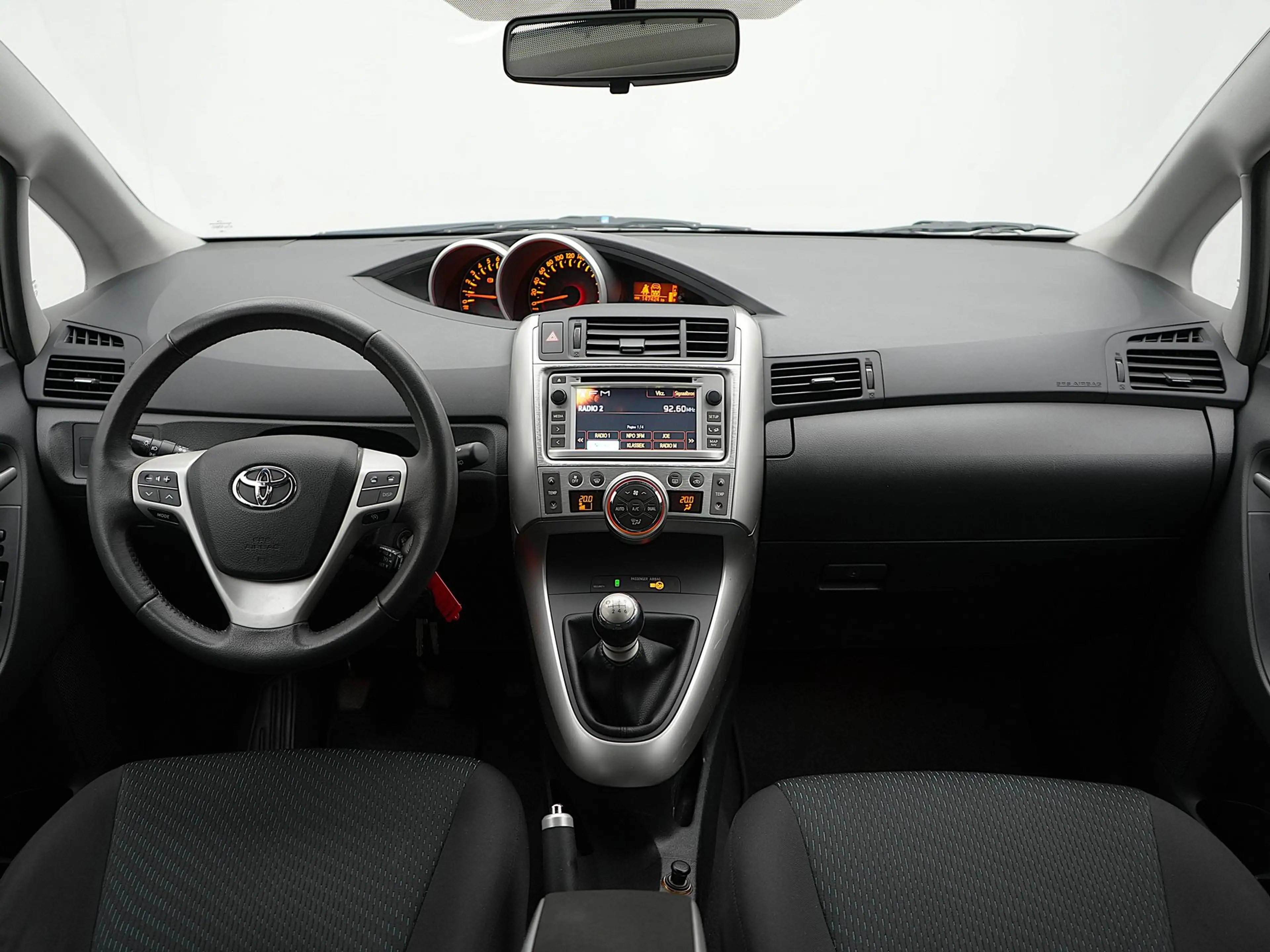 Toyota Verso 1.8 VVT-i Business Titanium 7p. | 7P | Navi | Trek — photo 4