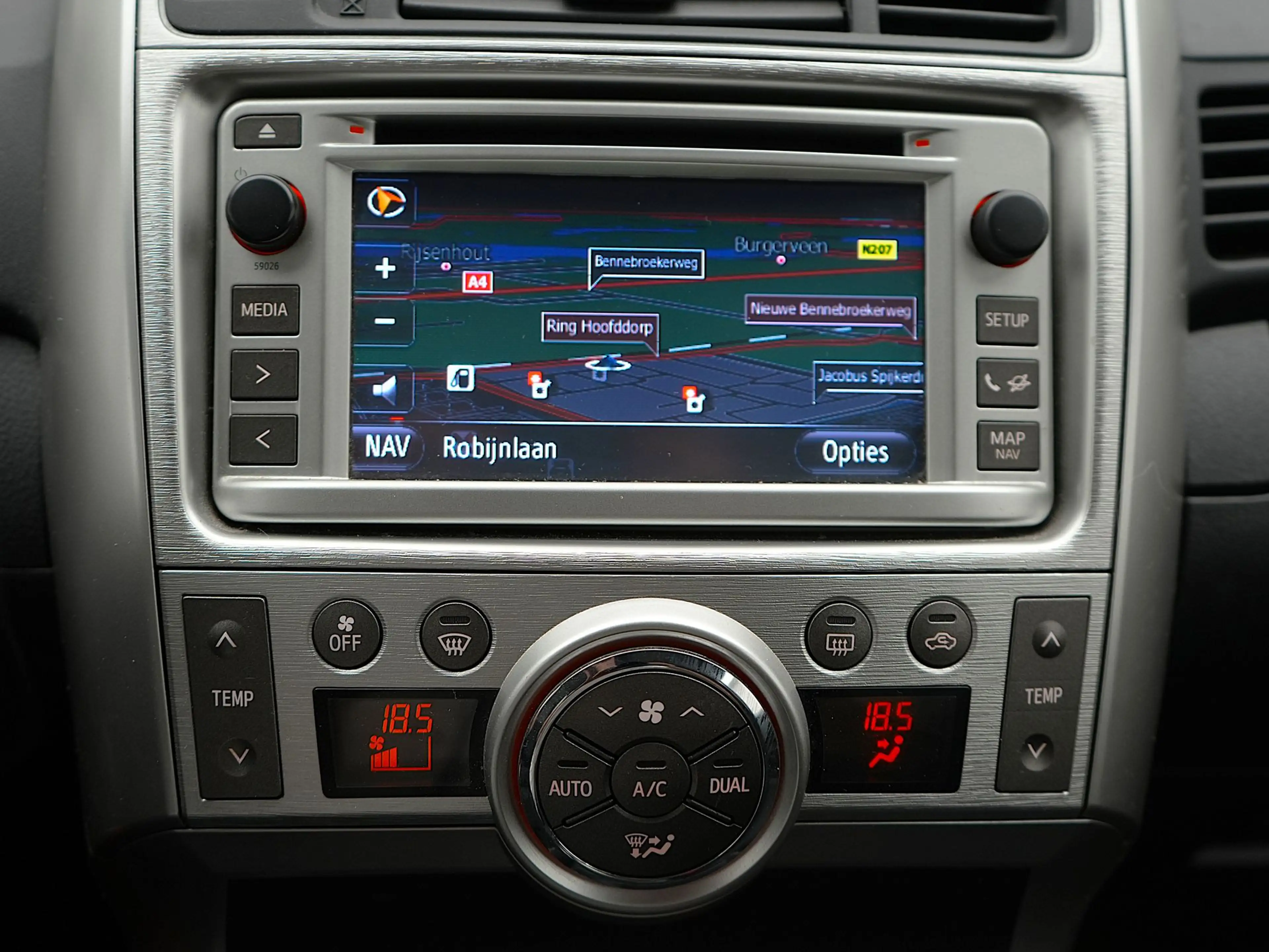 Toyota Verso 1.8 VVT-i Business Titanium 7p. | 7P | Navi | Trek — photo 12