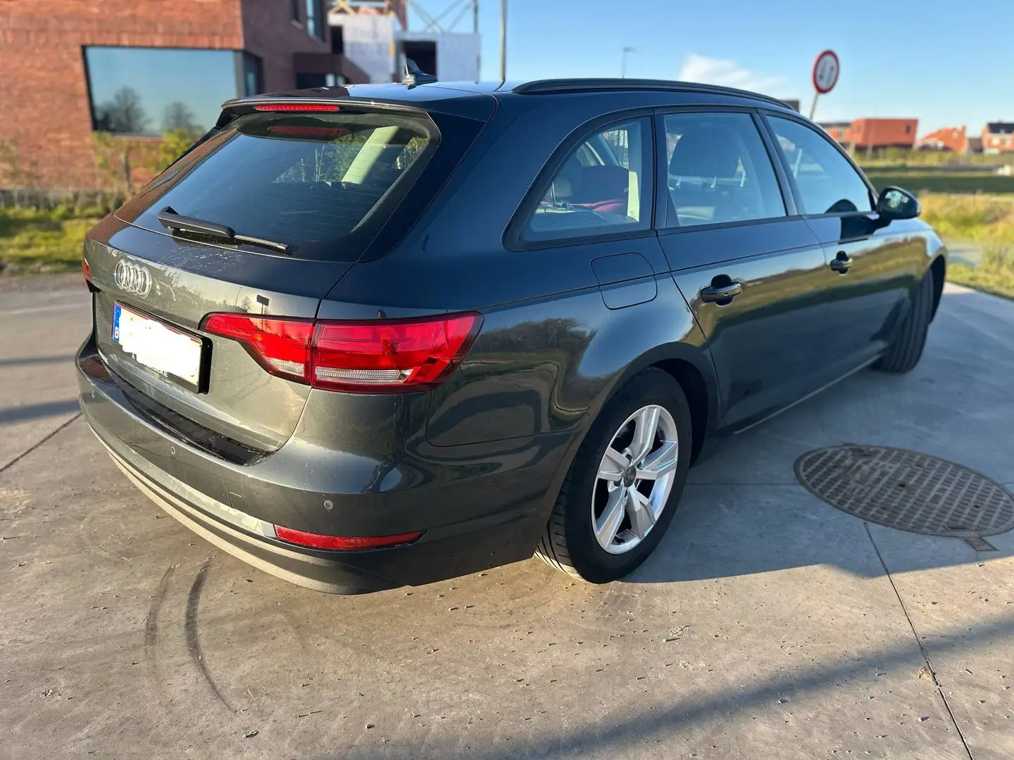 Audi A4 A4 Avant 2.0 TDI S tronic Zwart - 2
