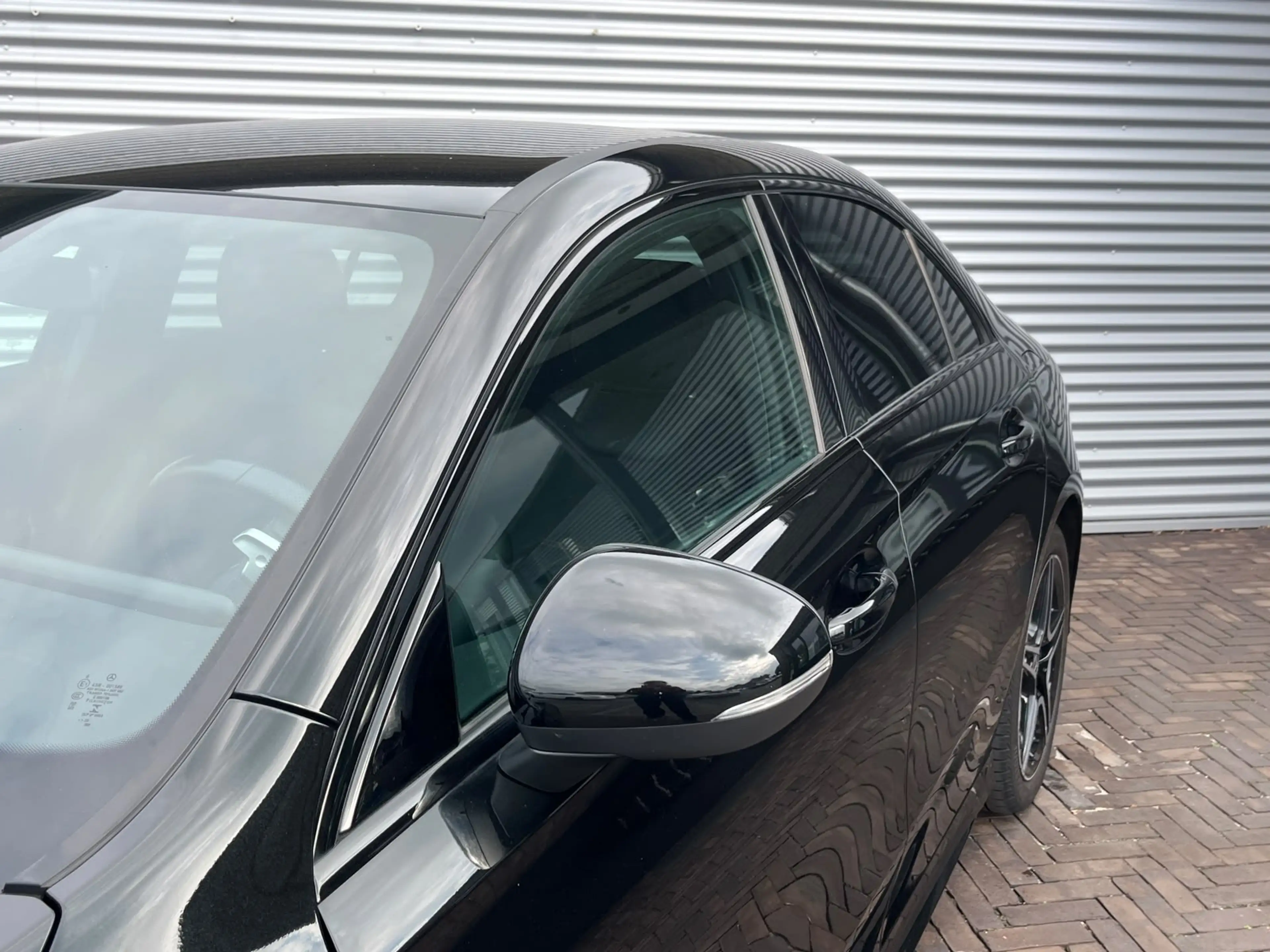 Mercedes-Benz A 250 e Business Solution AMG Limited — photo 11