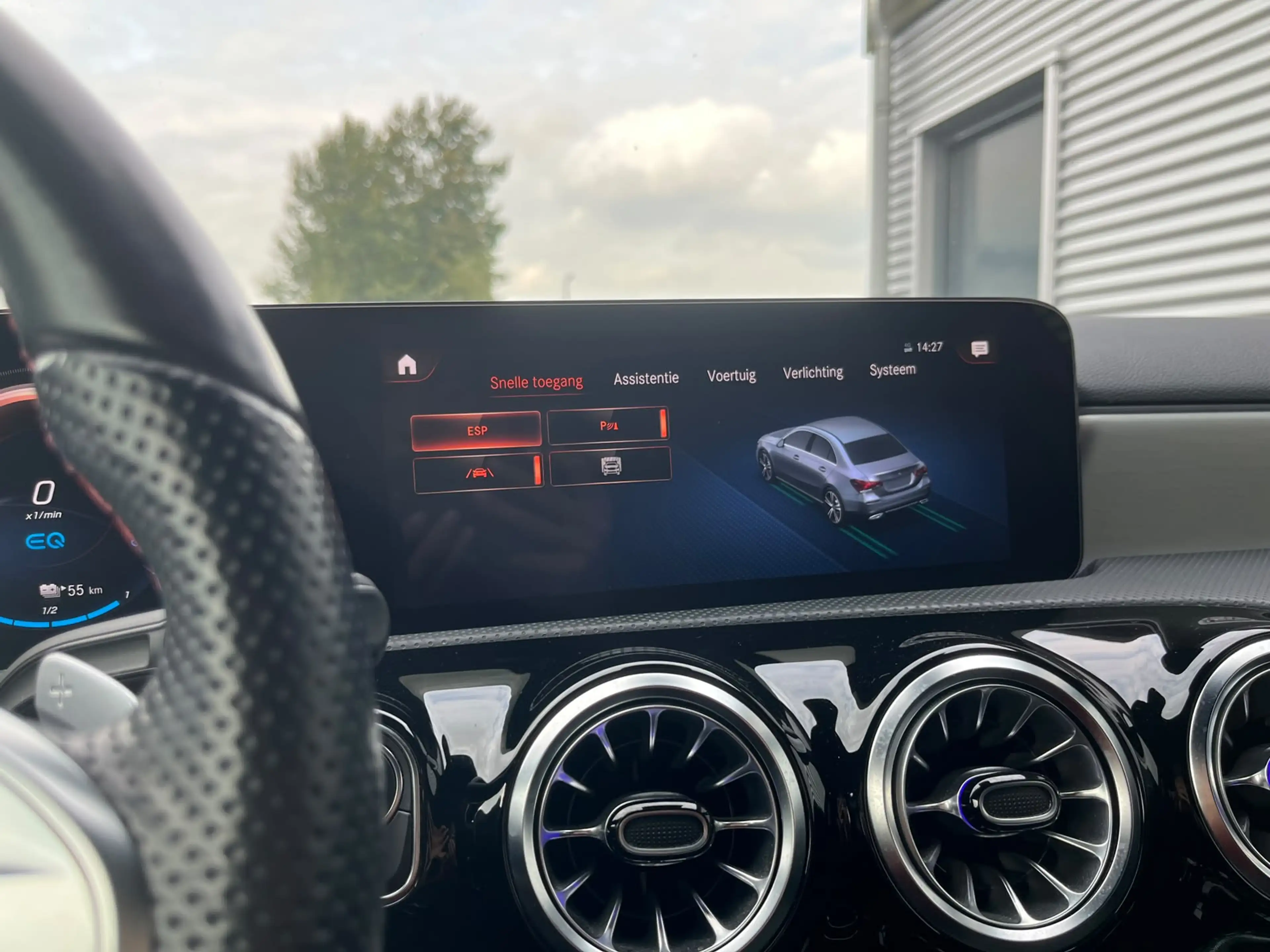 Mercedes-Benz A 250 e Business Solution AMG Limited — photo 12