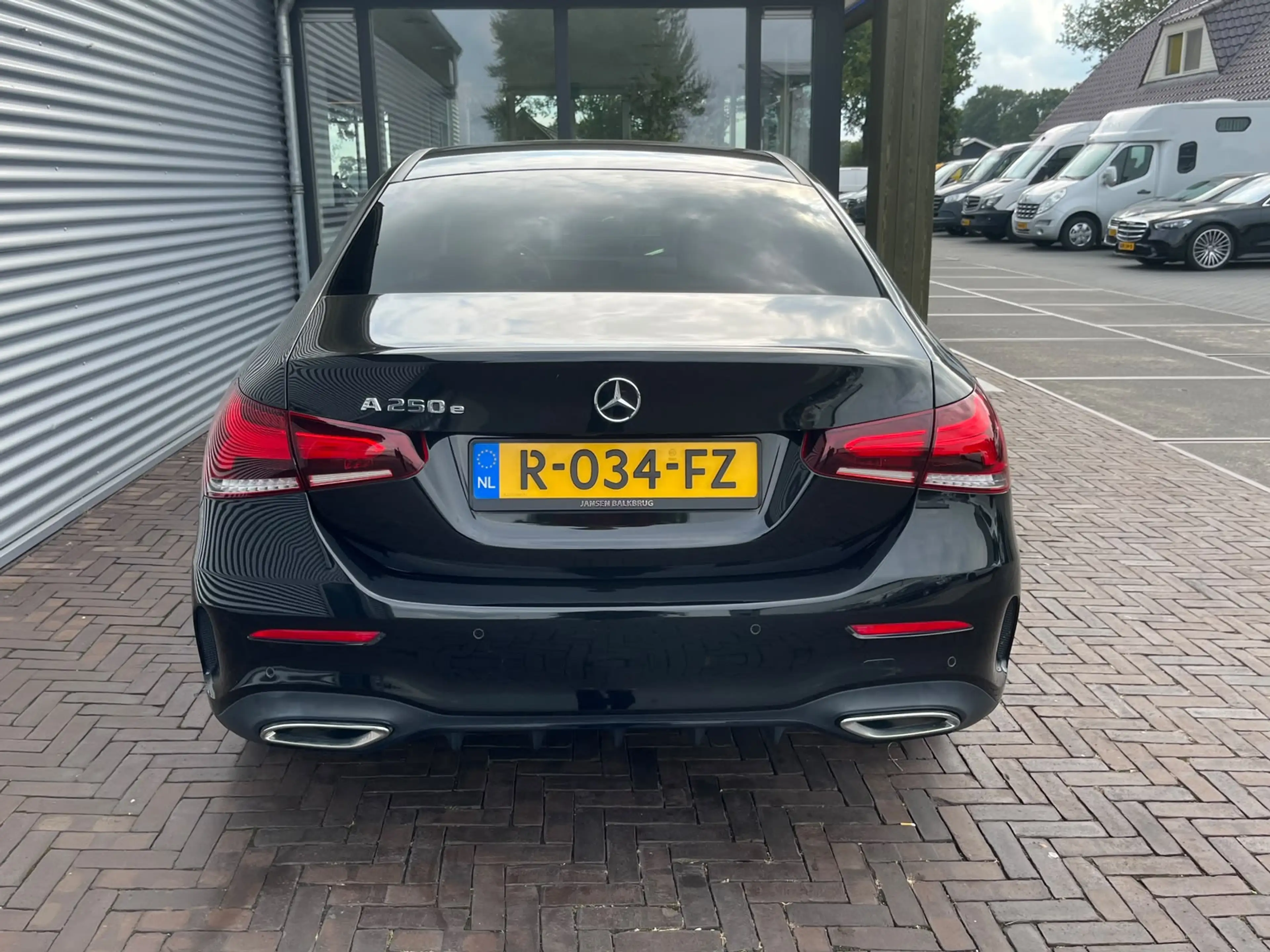 Mercedes-Benz A 250 e Business Solution AMG Limited — photo 8