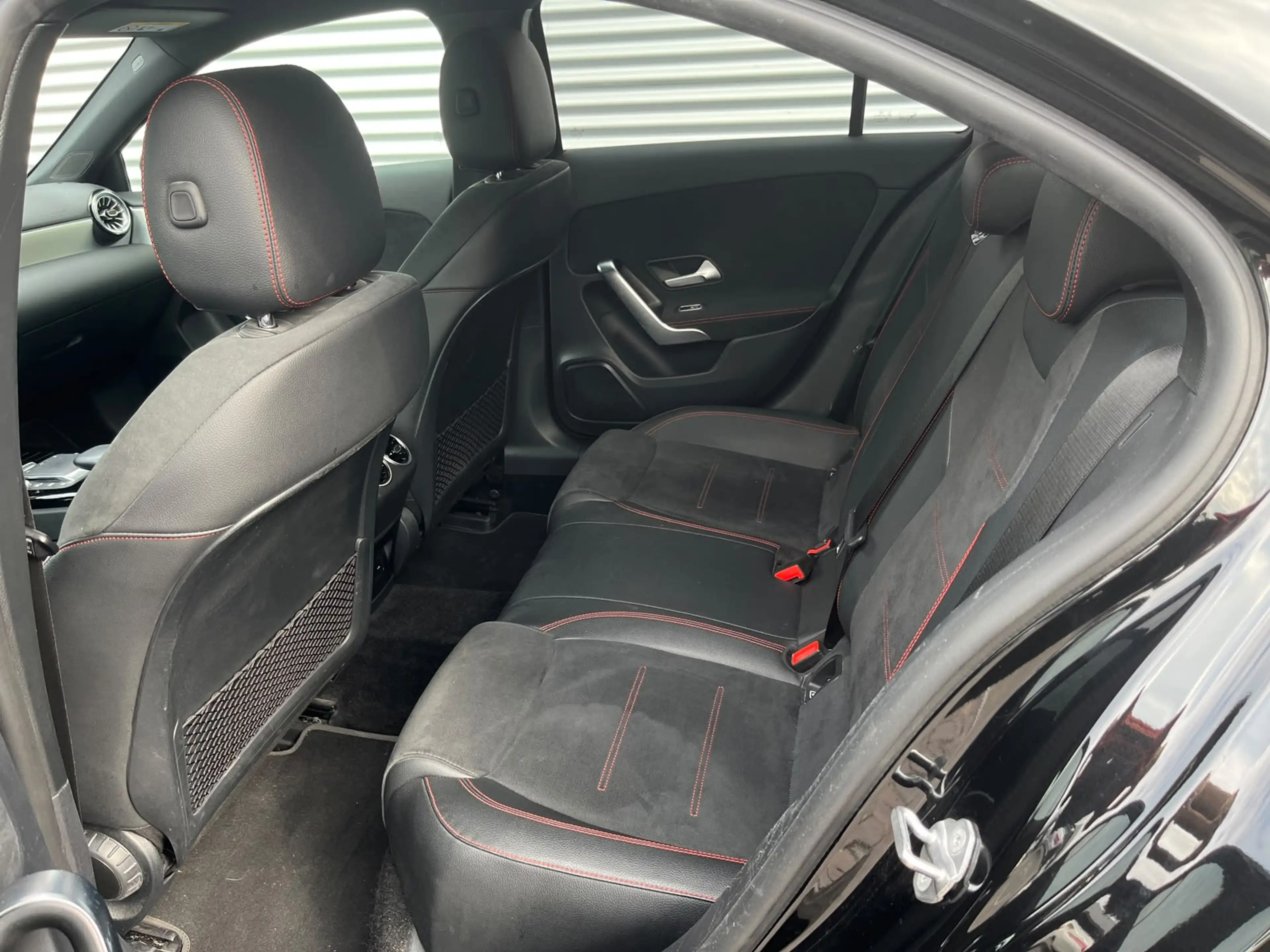 Mercedes-Benz A 250 e Business Solution AMG Limited — photo 10