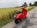 Vespa GTS 300 Schwarz Umbau!!! 13 Zoll Felgen!!! Červená - thumbnail 5