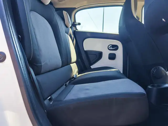 Renault Twingo view 14