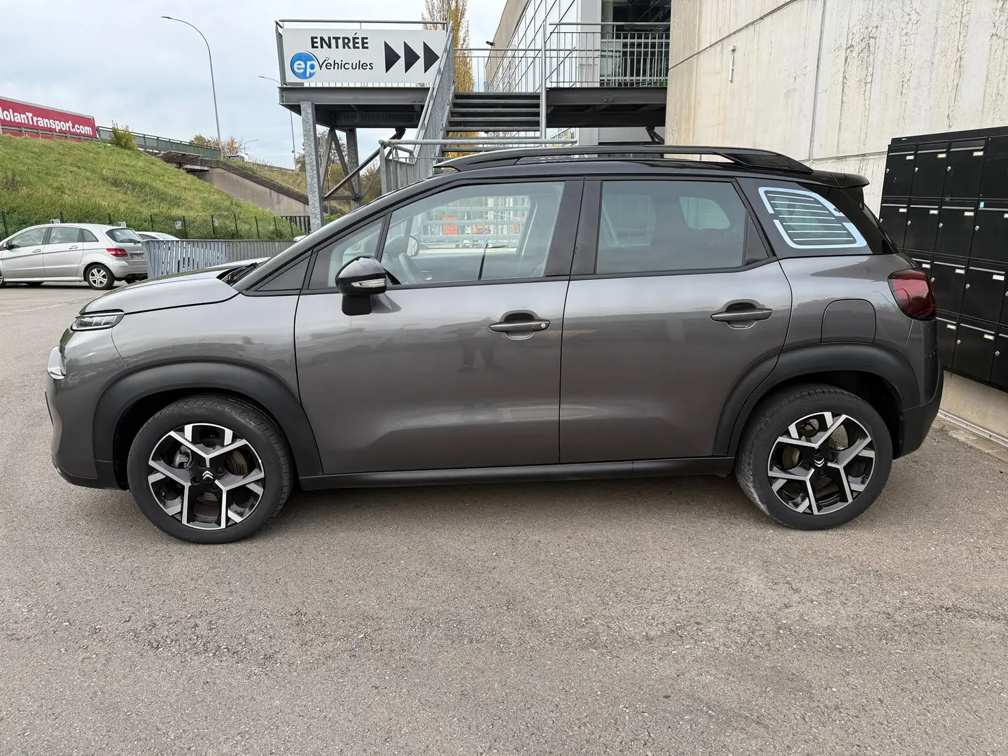 Citroen C3 Aircross 1.2 PURETECH 110 MAX Gris - 2