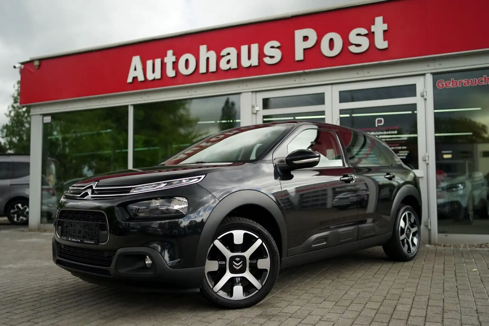 Citroen C4 Cactus Feel Navi Kamera AHK Tempomat Černá - 1