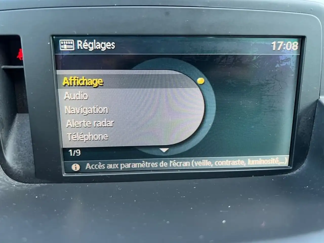 Renault Megane Grandtour — photo 20