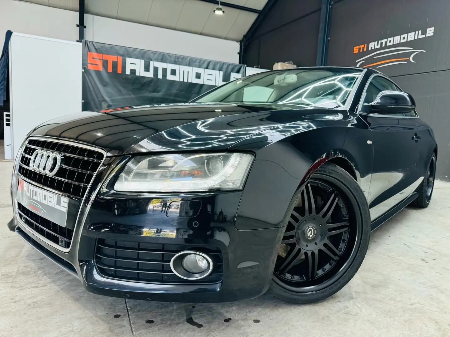 Audi A5 2.7 TDi V6 DPF Multitronic Negro - 1