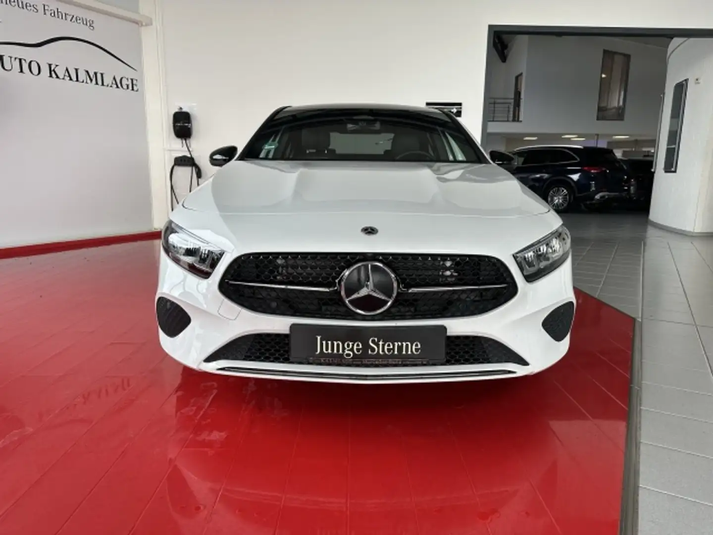 Mercedes-Benz A 200 A 200 PANORAMA+AHK+NIGHT-PAKET+KAMERA AMG Line LED Blanco - 2