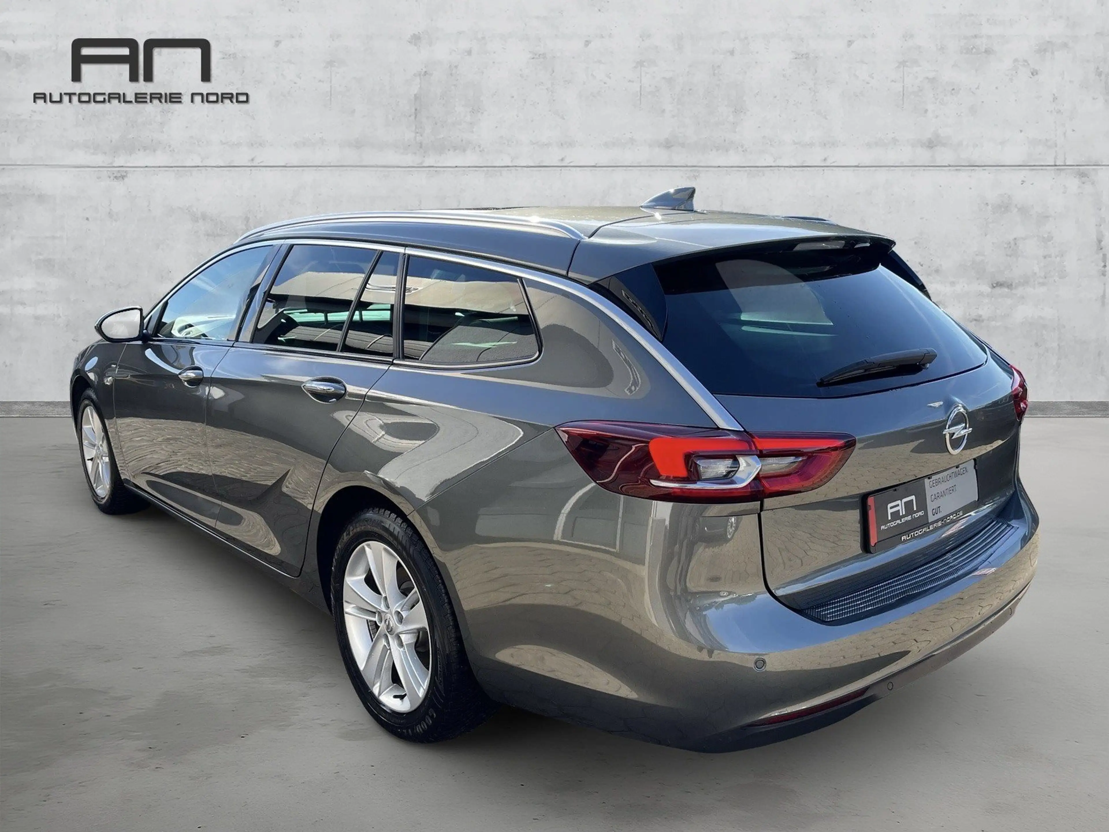 Opel Insignia Innovation Sport Aut. Pano+Leder+AHK+Kamera — photo 8
