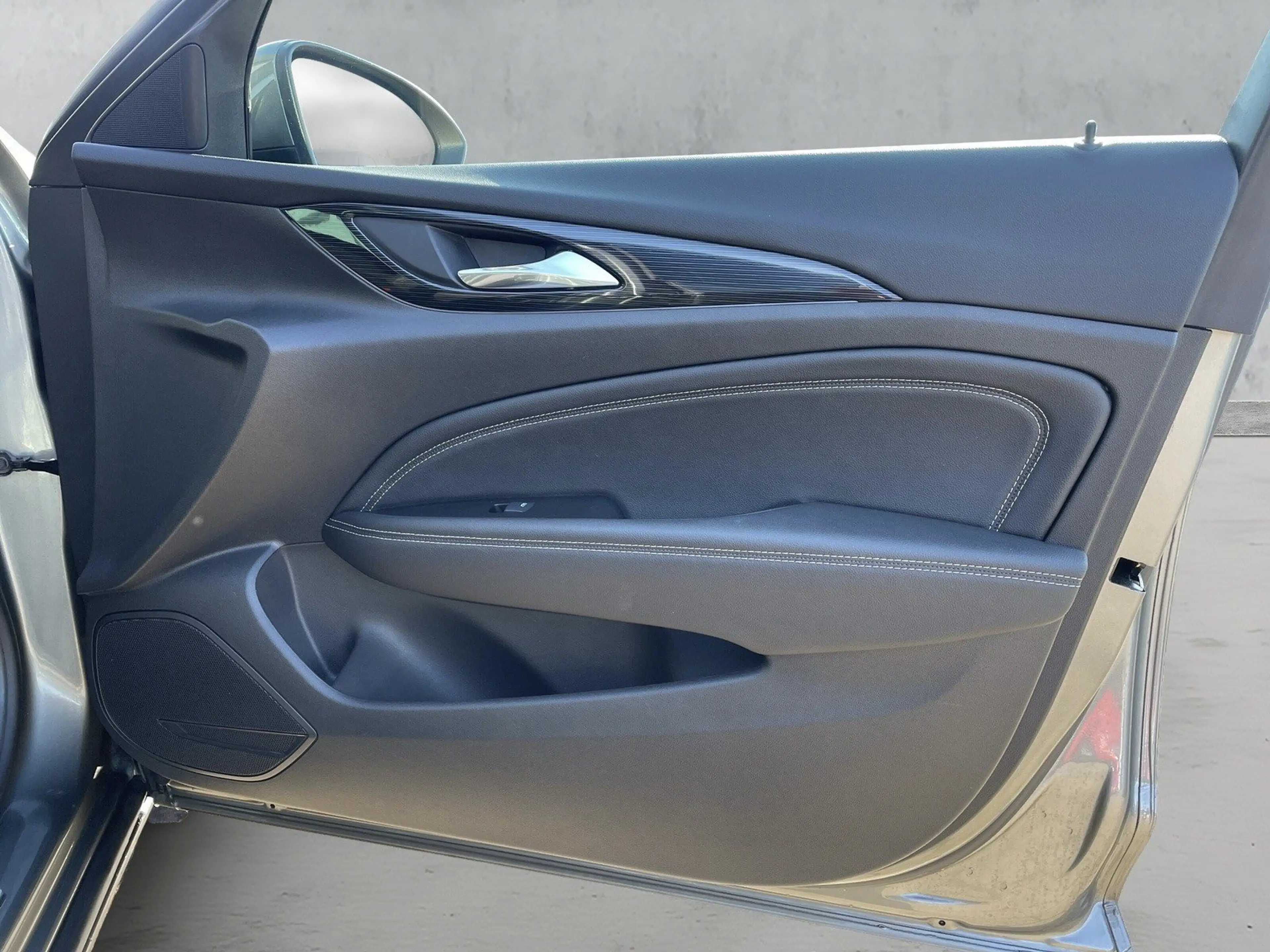 Opel Insignia Innovation Sport Aut. Pano+Leder+AHK+Kamera — photo 15