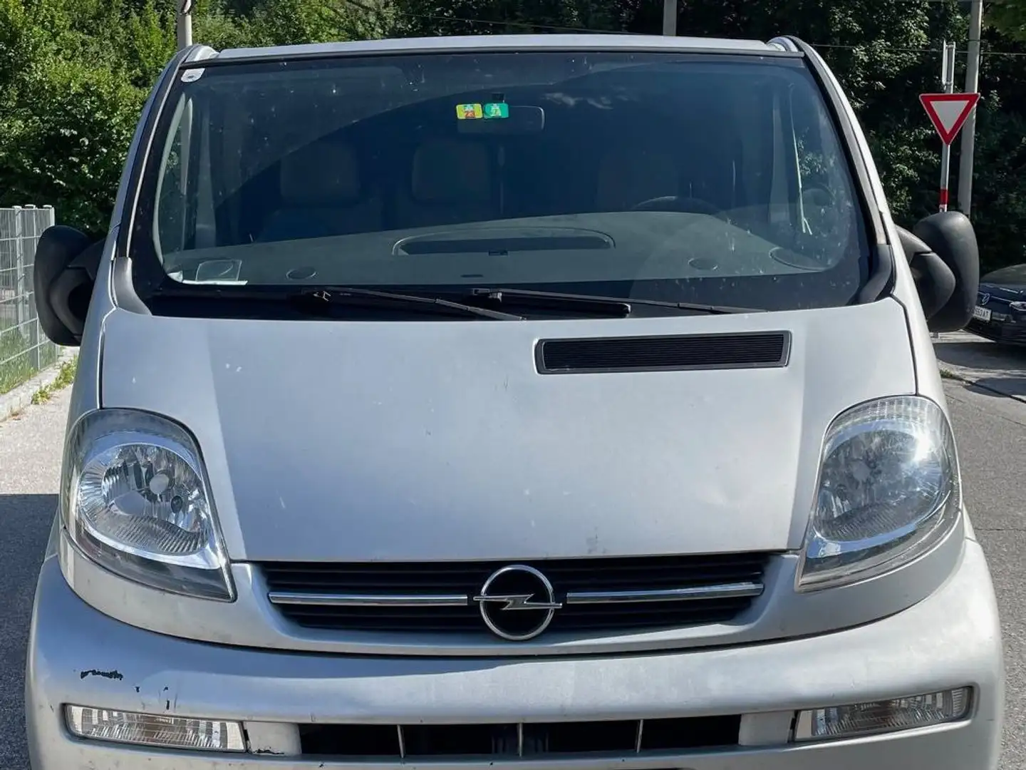 Opel Vivaro Vivaro L2H1 1,9 DTI 2,7t langer Radstand Gris - 2