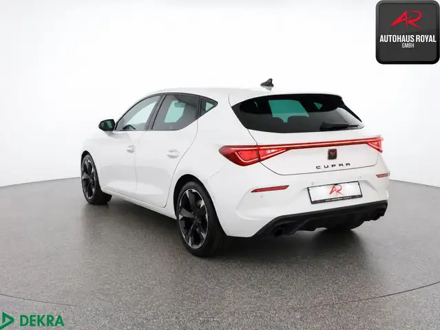 Cupra Leon view 3