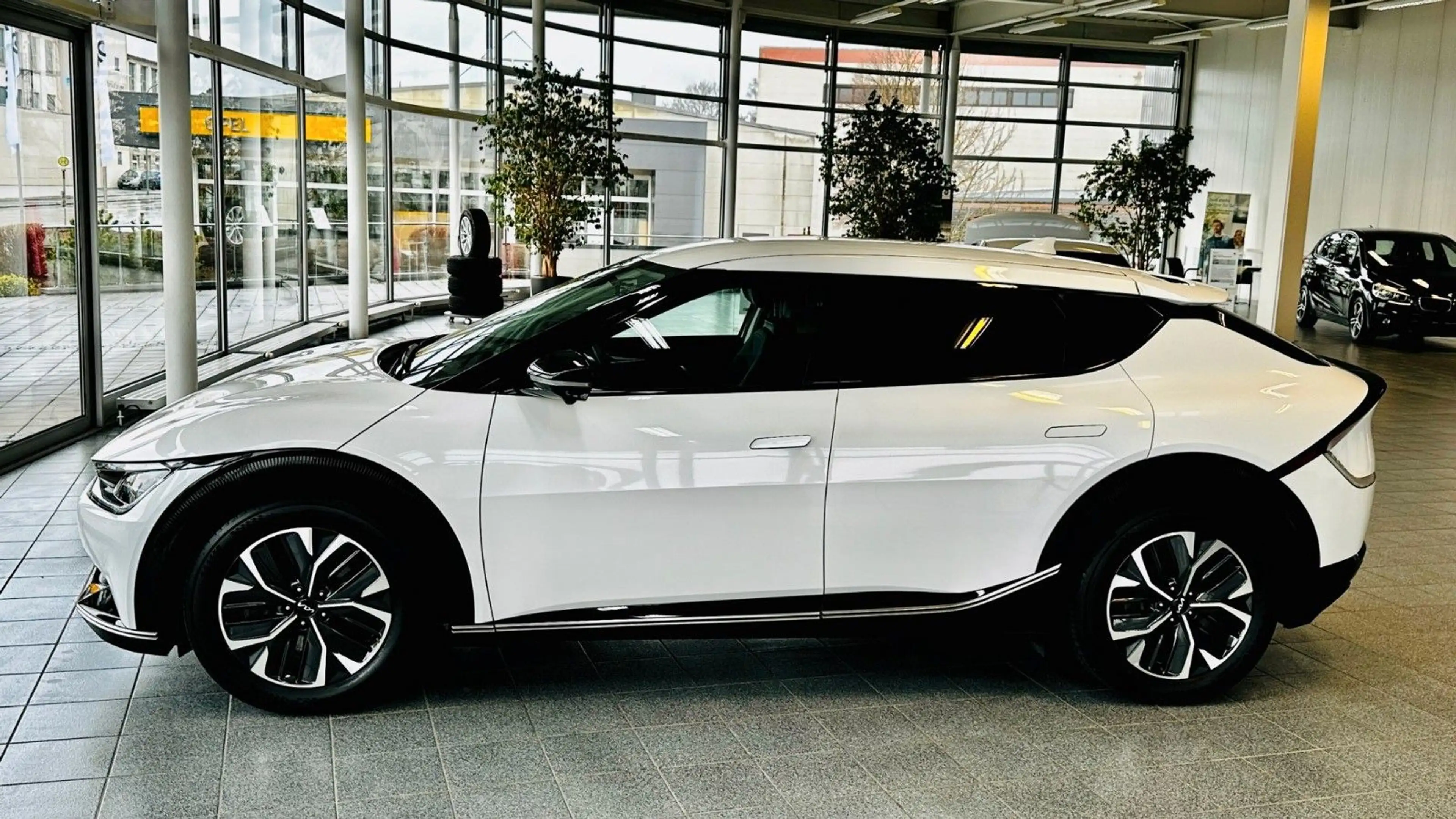 Kia EV6 77,4 kWh 239 kW AWD WP AIR COM ASS DRI SND — photo 5
