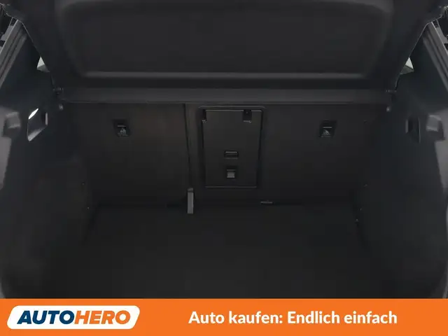 Volkswagen ID.3 view 17