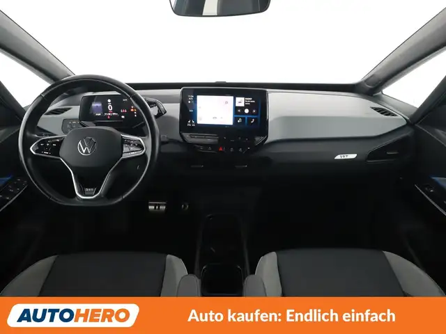 Volkswagen ID.3 view 12