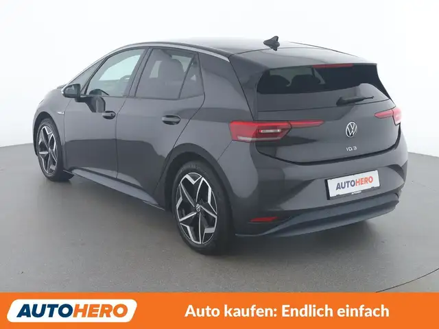 Volkswagen ID.3 view 4