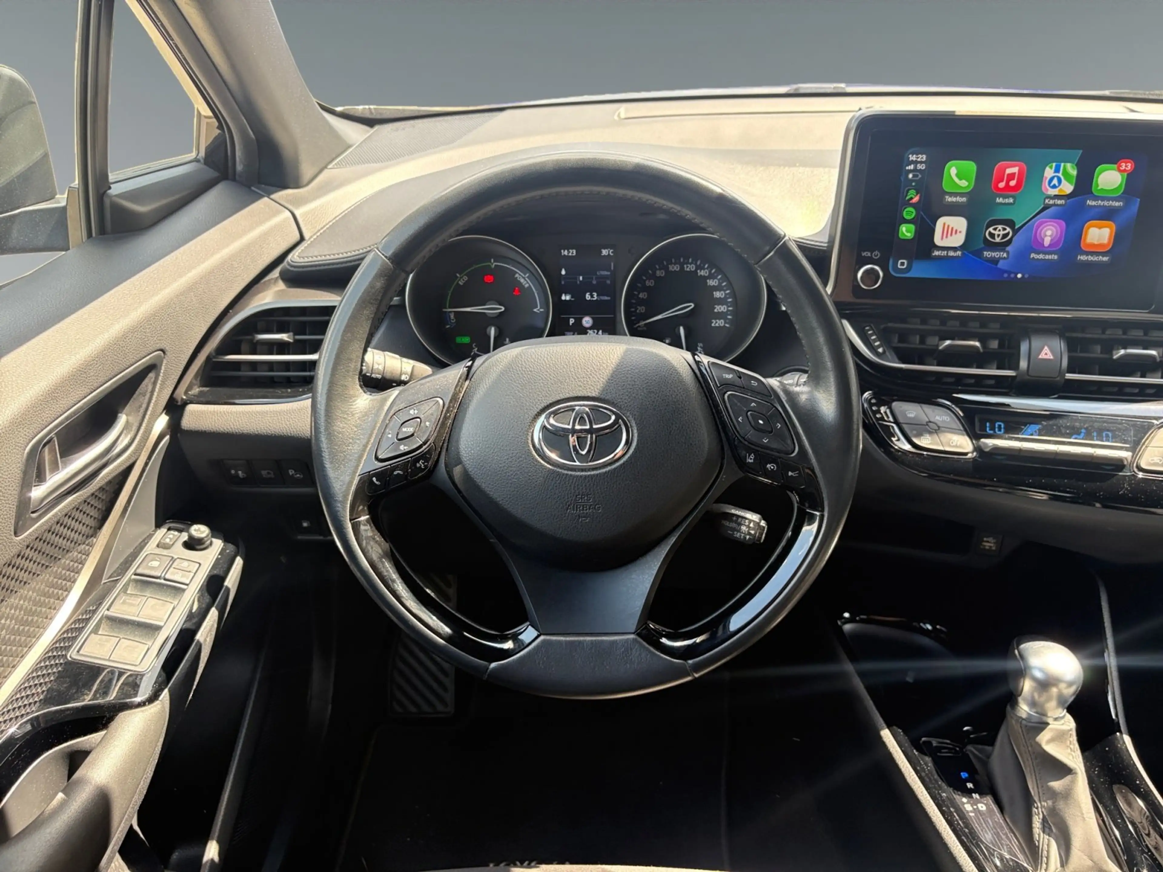 Toyota C-HR 2.0 Team D +Sitzheizung+CarPlay+LHZ+PDC+LM++ — photo 13