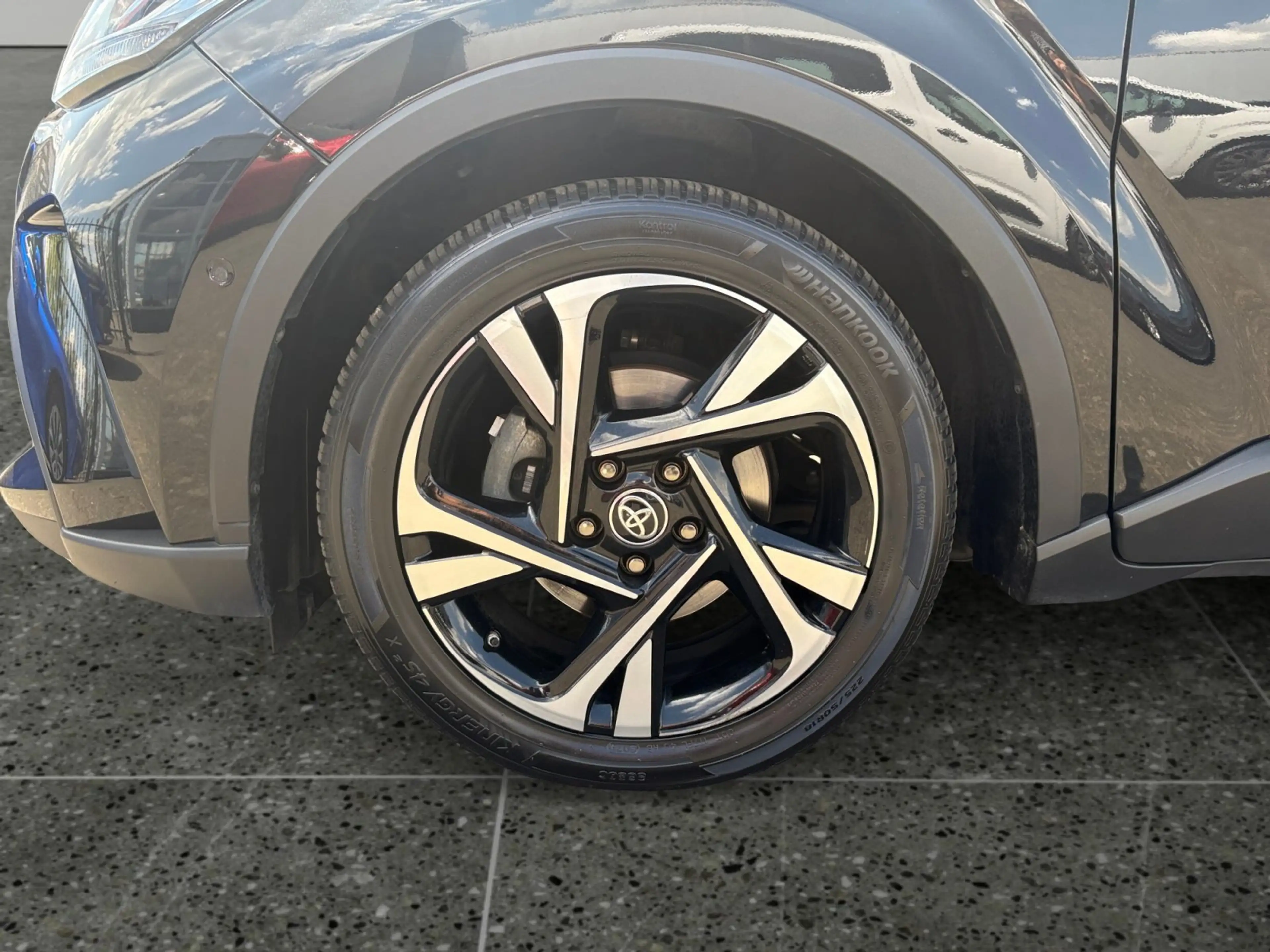 Toyota C-HR 2.0 Team D +Sitzheizung+CarPlay+LHZ+PDC+LM++ — photo 15
