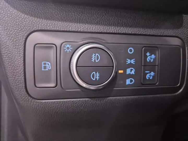 Ford Kuga 2023, foto 19