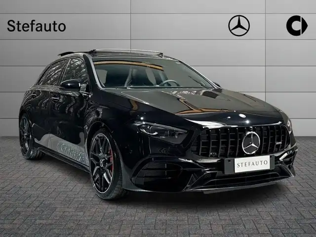 Mercedes-Benz A 45 AMG 4Matic+ AMG Line Premium Racing Collection
