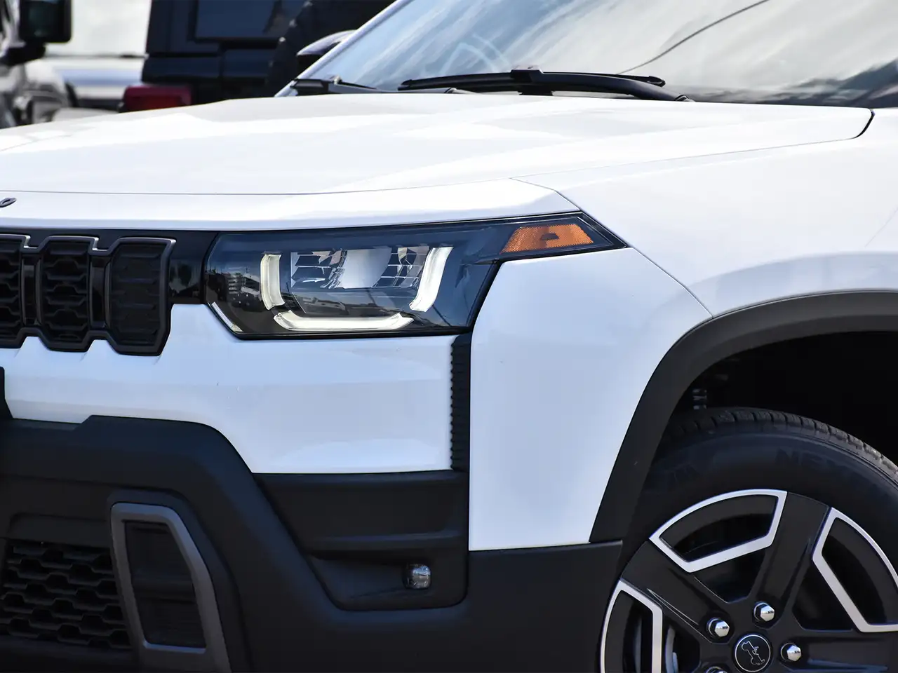 Jeep Cherokee снимка Jeep Cherokee