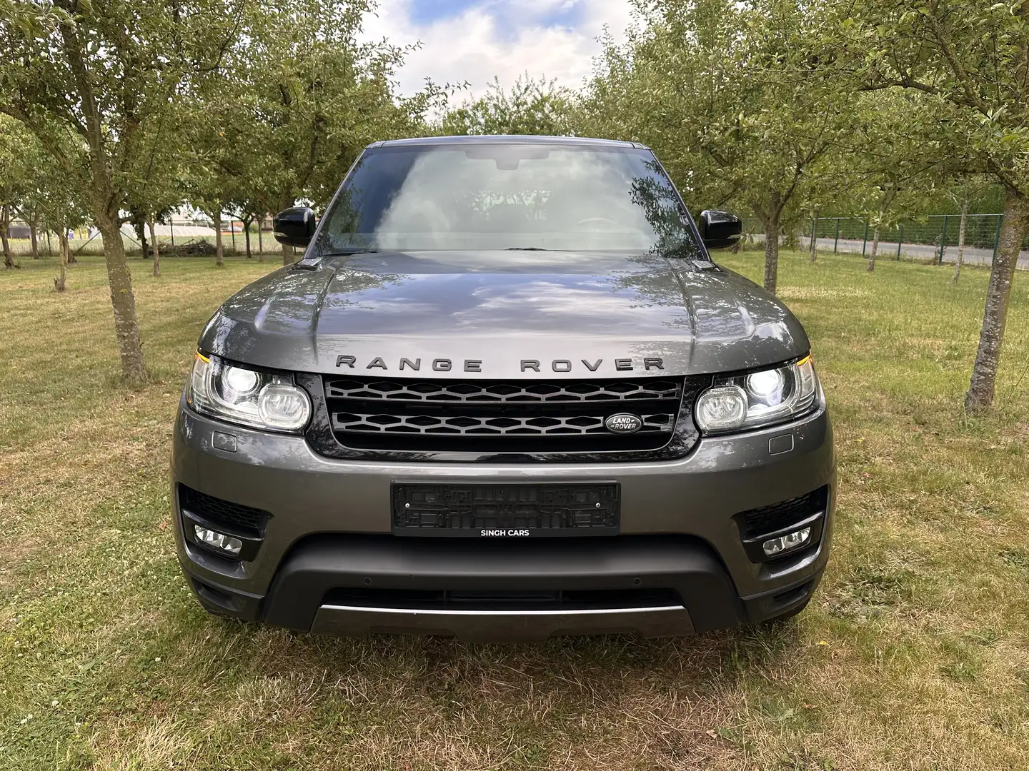 Land Rover Range Rover Sport TDV6 HSE Grijs - 2