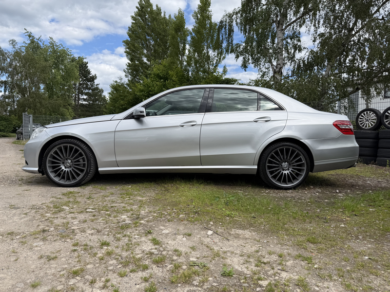 Mercedes-Benz E 350 E 350 4Matic 7G-TRONIC — photo 7