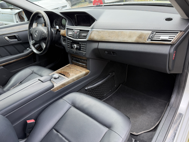 Mercedes-Benz E 350 E 350 4Matic 7G-TRONIC — photo 9