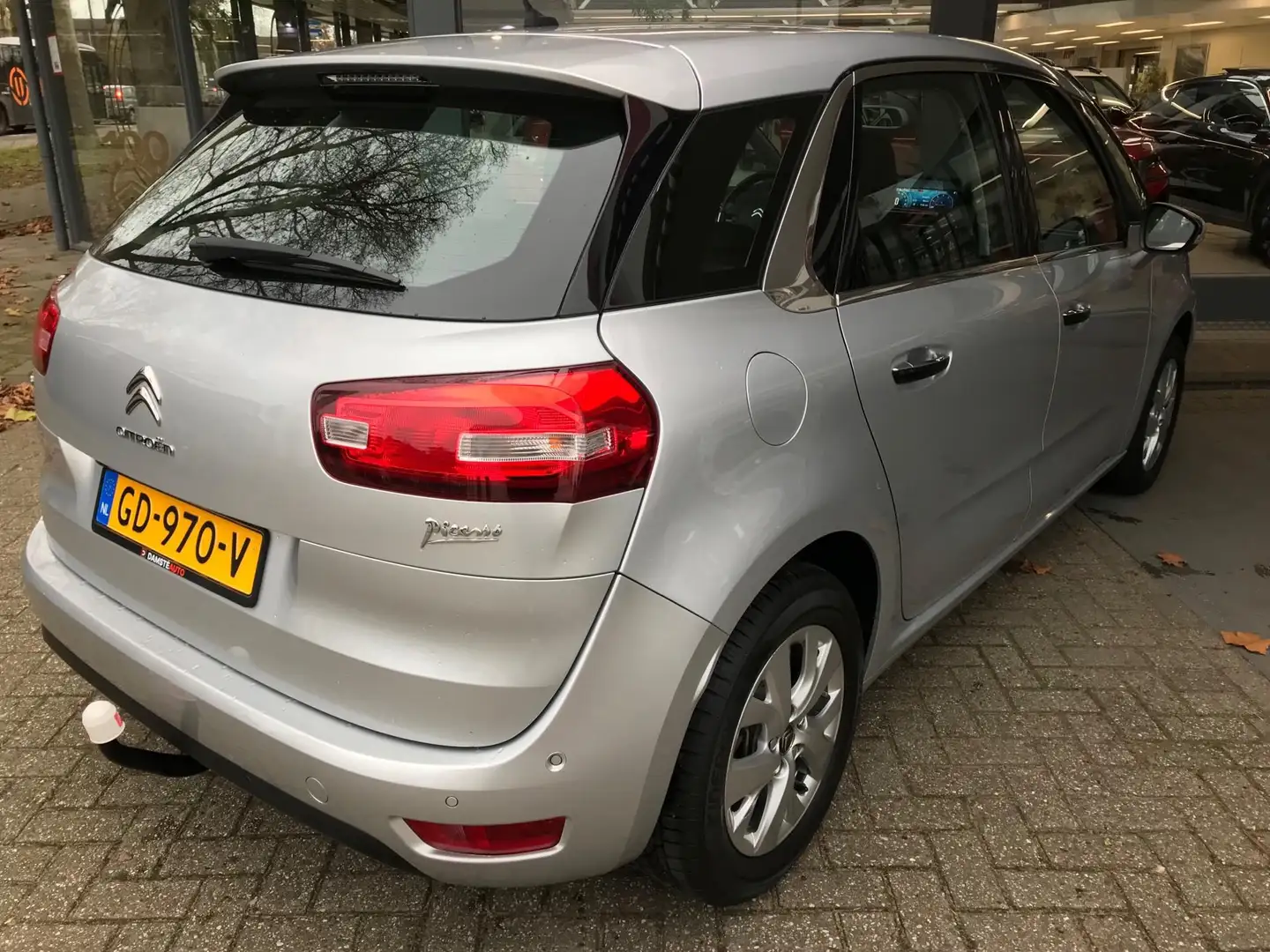 Citroen C4 Picasso 1.6 VTi Tendance Grijs - 2