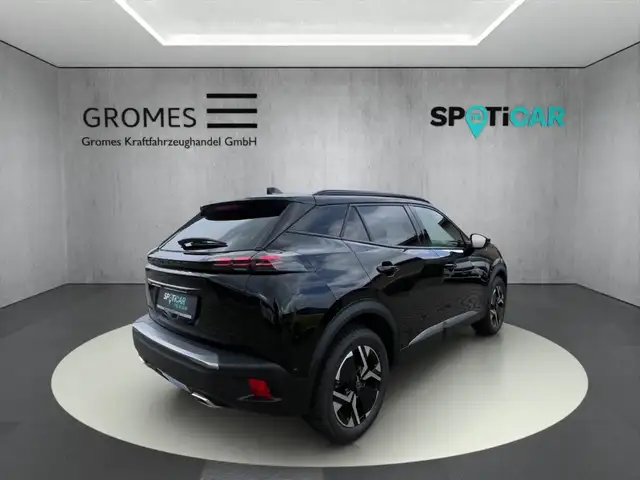 Peugeot 2008 view 3