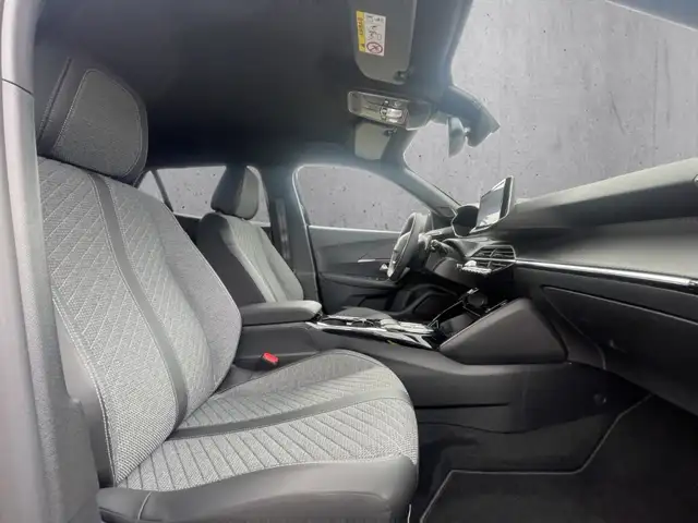Peugeot 2008 view 13