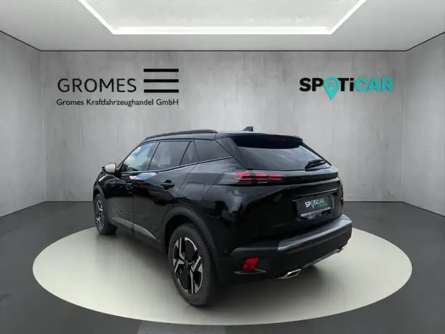 Peugeot 2008 view 5