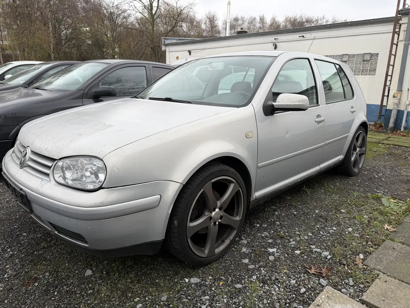 Volkswagen Golf Golf IV 1.8 4Motion Highline *Schiebedach* Allrad Grau - 1