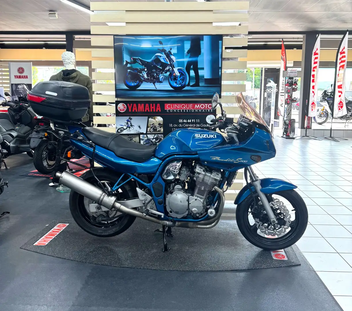 Suzuki GSF 600 - 1