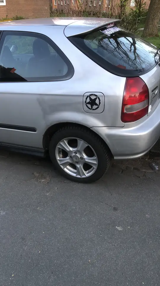 Honda Civic 1.4i, foto 5