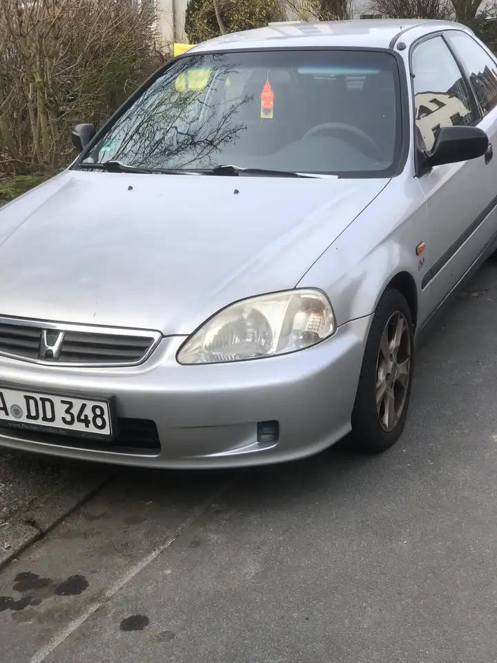 Honda Civic 1.4i, foto 8