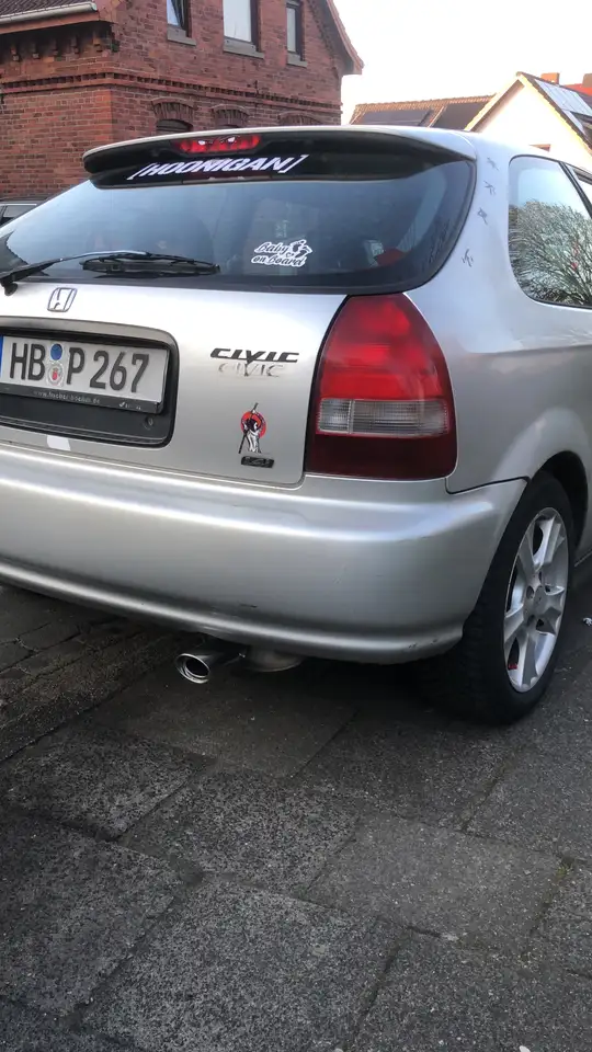 Honda Civic 1.4i, foto 3